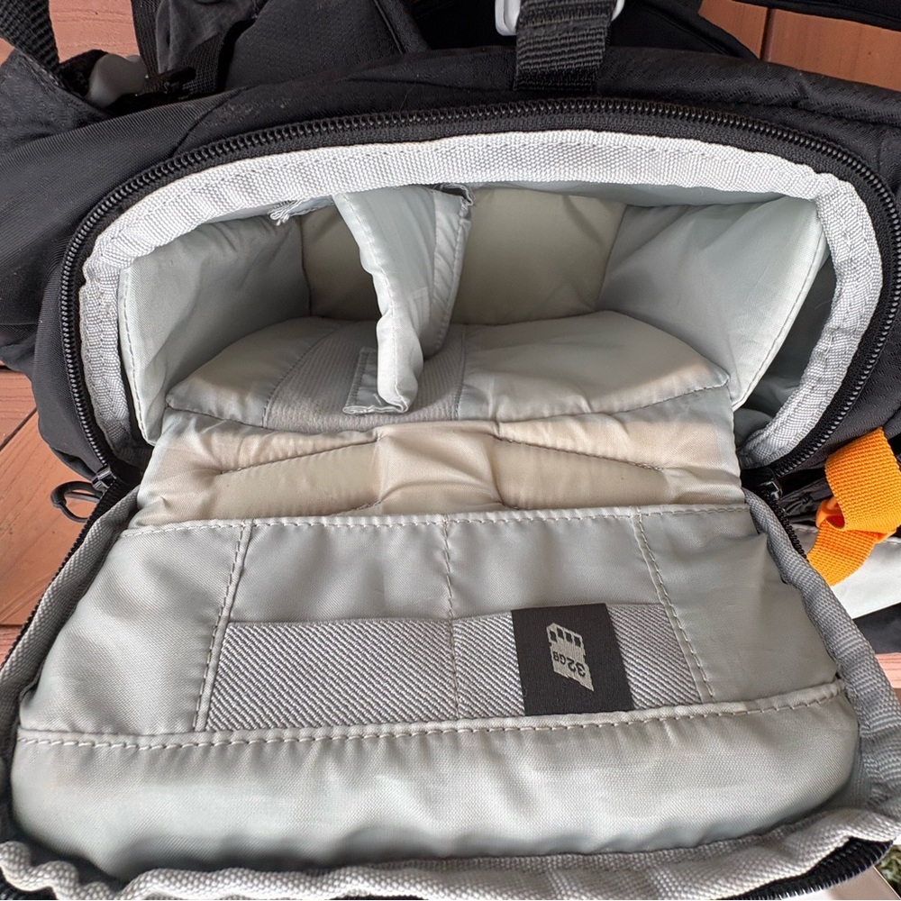 Lowepro Photo Sport BP AW 300 II Camera Backpack - Picture 4 of 12